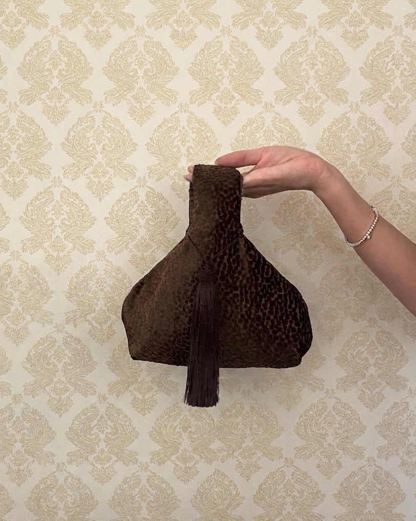 Miller Tassel in Cocoa