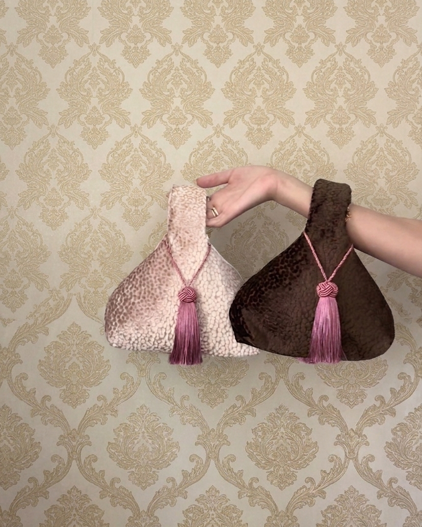 Chloe Tassel