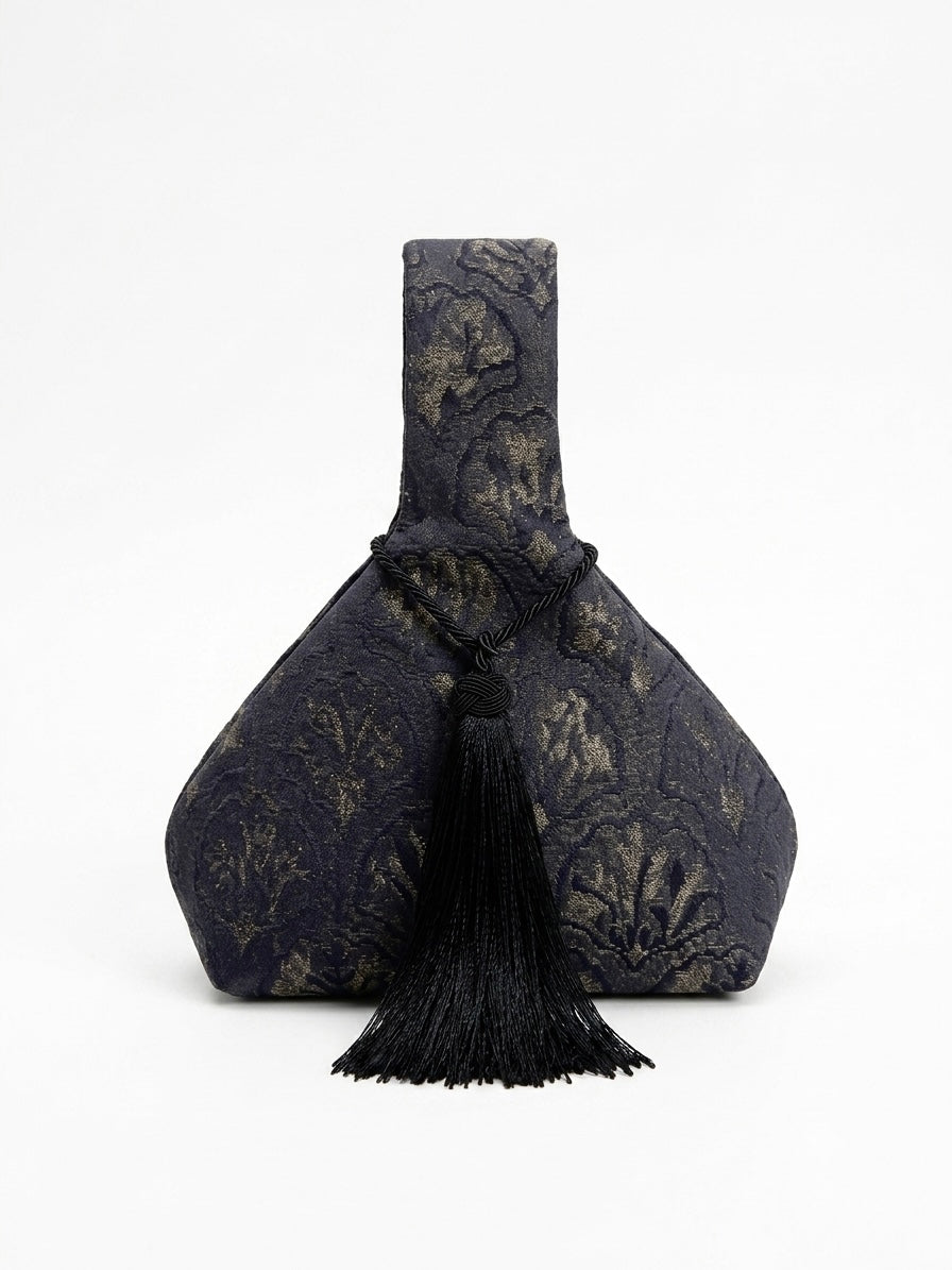 Rio Tassel in Noir