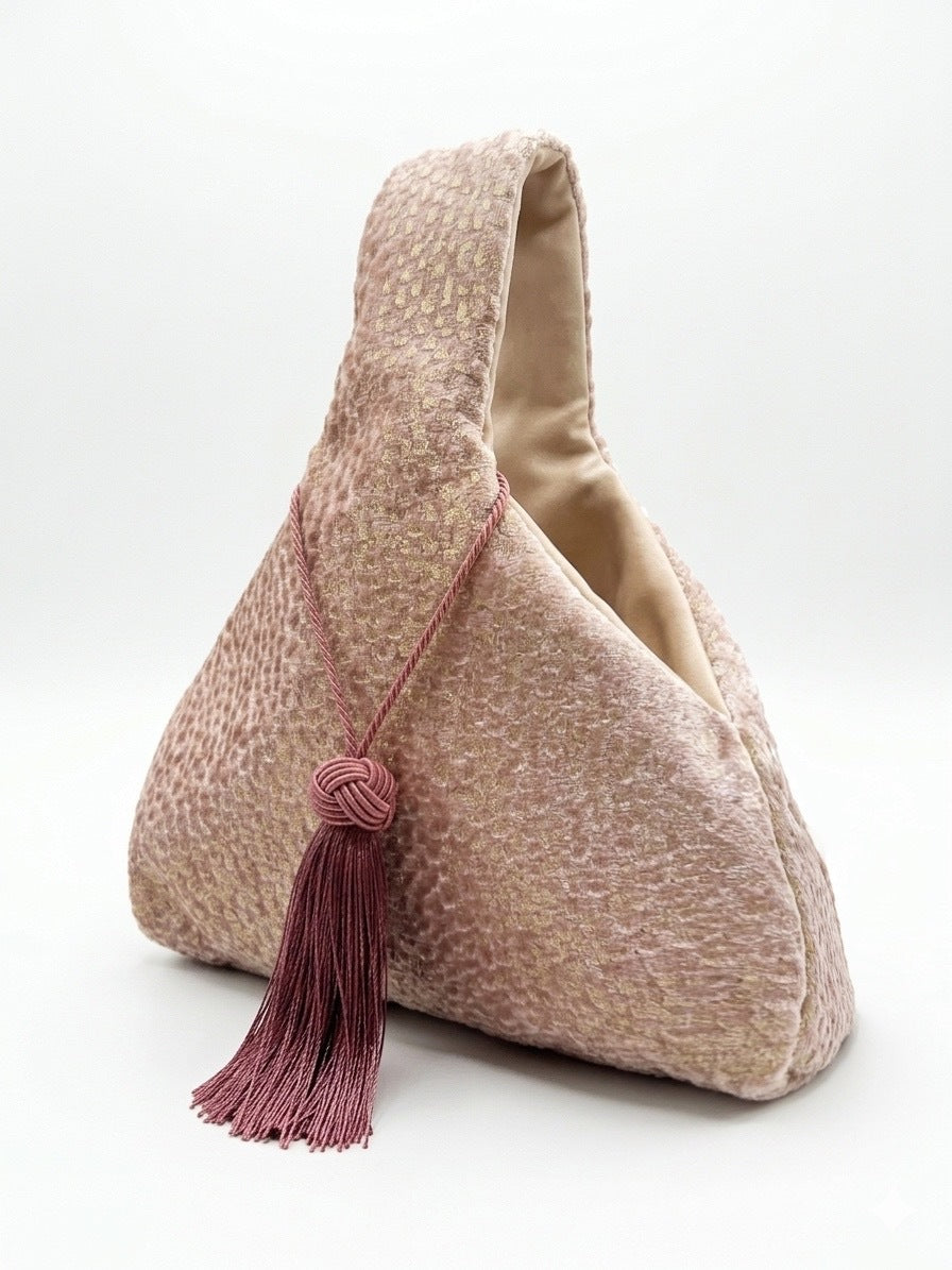 Chloe Tassel