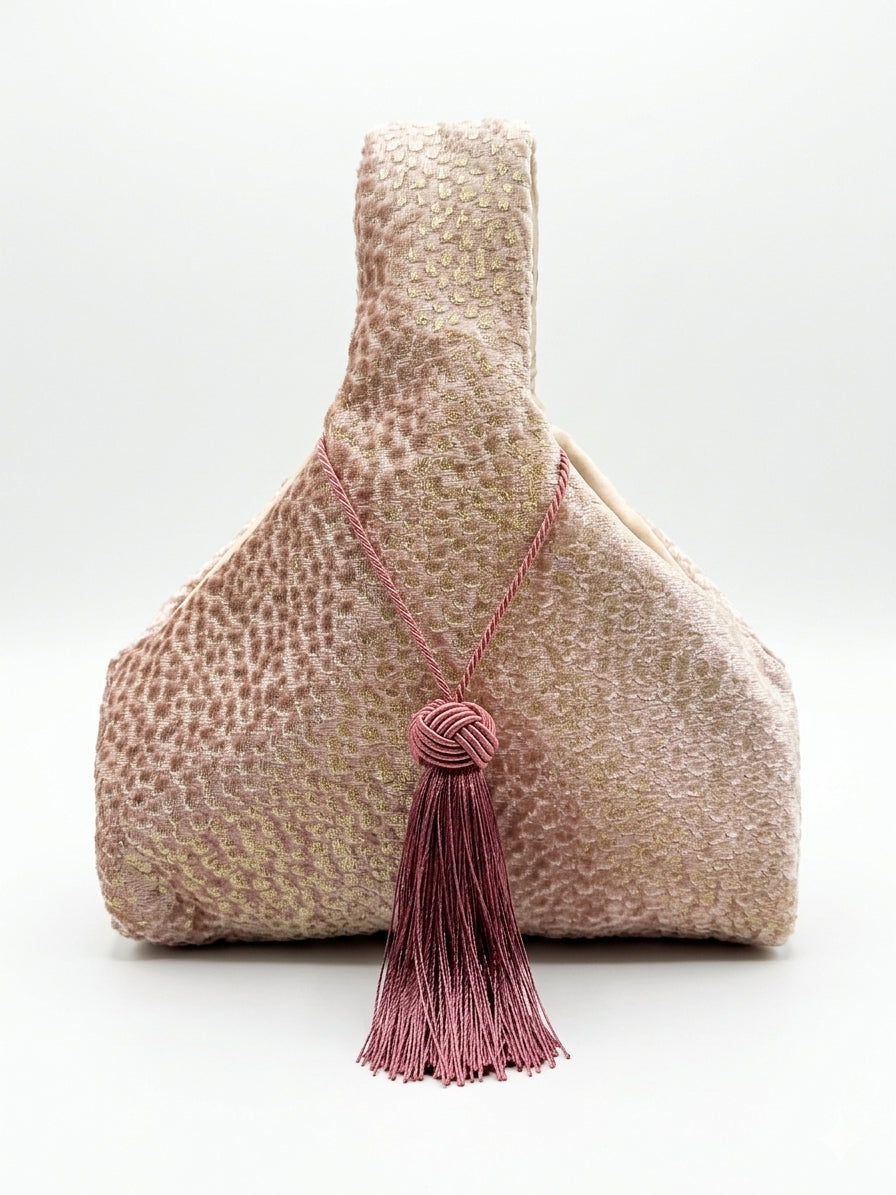 Chloe Tassel